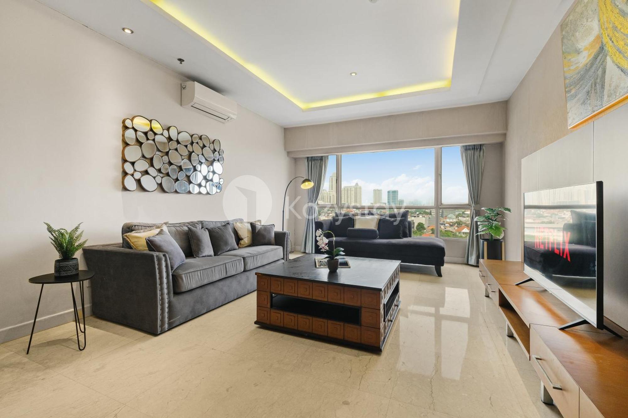 Corinna By Kozystay - Senayan Apartment